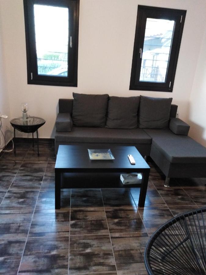 Villa Σπίτι Με Σοφίτα Μπροστά Στη Θάλασσα Trápeza Esterno foto